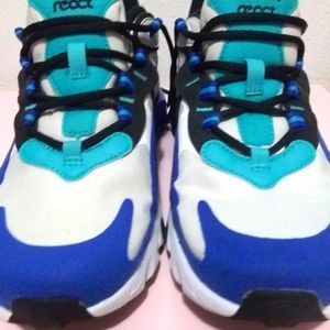 Youth size 5 Nike shoes